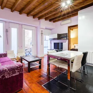 Con Patio Junto A La Catedral By Ap Apartamento